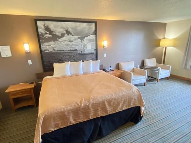 Deluxe Room, 1 King Bed