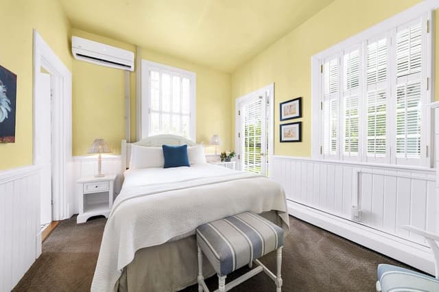 Deluxe Room, 1 Queen Bed