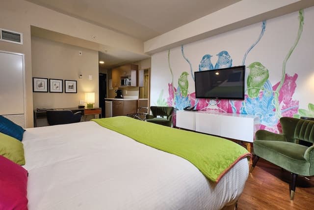Deluxe Room, 1 King Bed