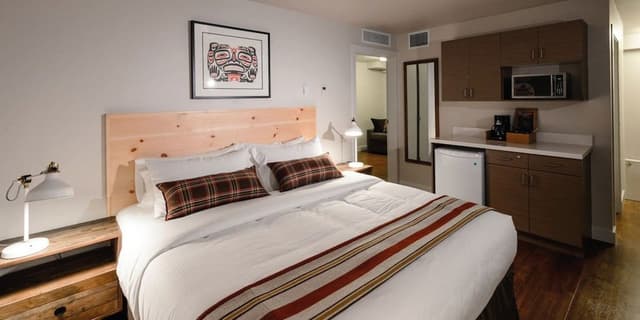 Deluxe Room, 1 King Bed