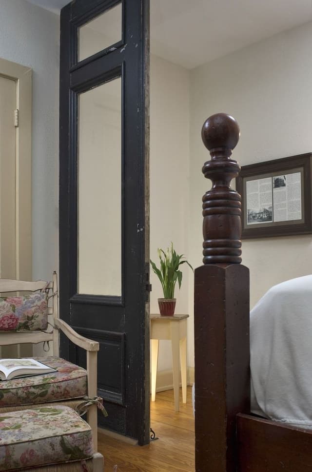 Signature Suite, Multiple Beds (Restoration)