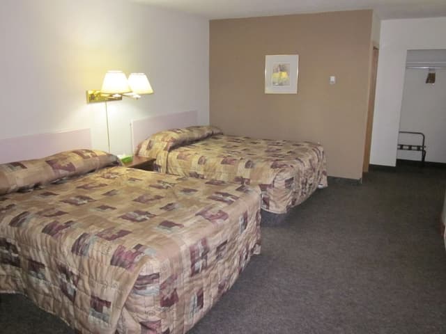 Standard Room, 2 Queen Beds, Smoking, Kitchenette