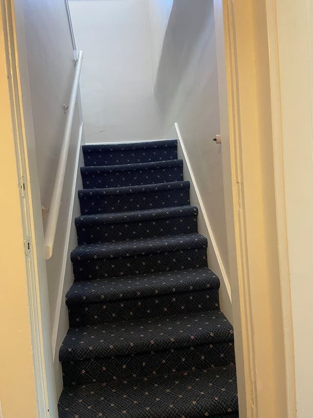 Suite, 2 Bedrooms, Shared Bathroom