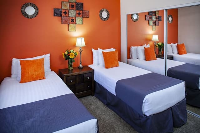 10 Bedroom listing: (2) 3-BR Condos and (2) 2-BR Condos