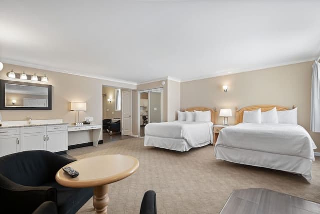 Executive Suite, Multiple Beds (Executive Resident Suite)