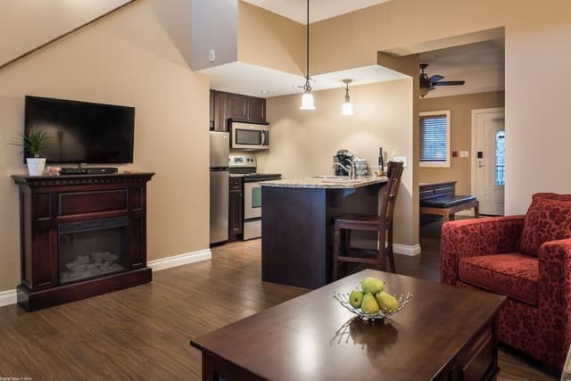 King Executive Suite