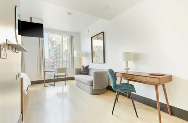 XL Suite
