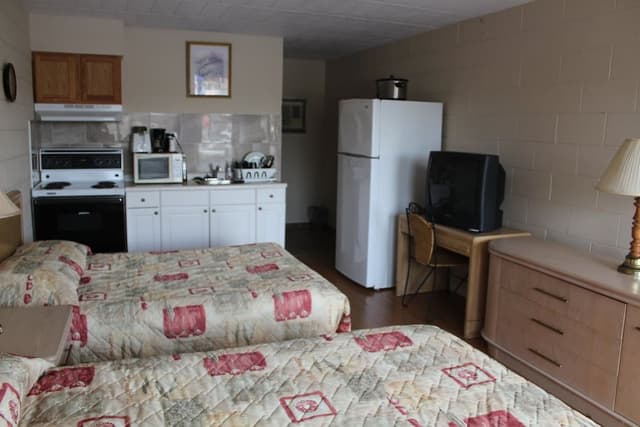 Standard Double Room, 2 Queen Beds