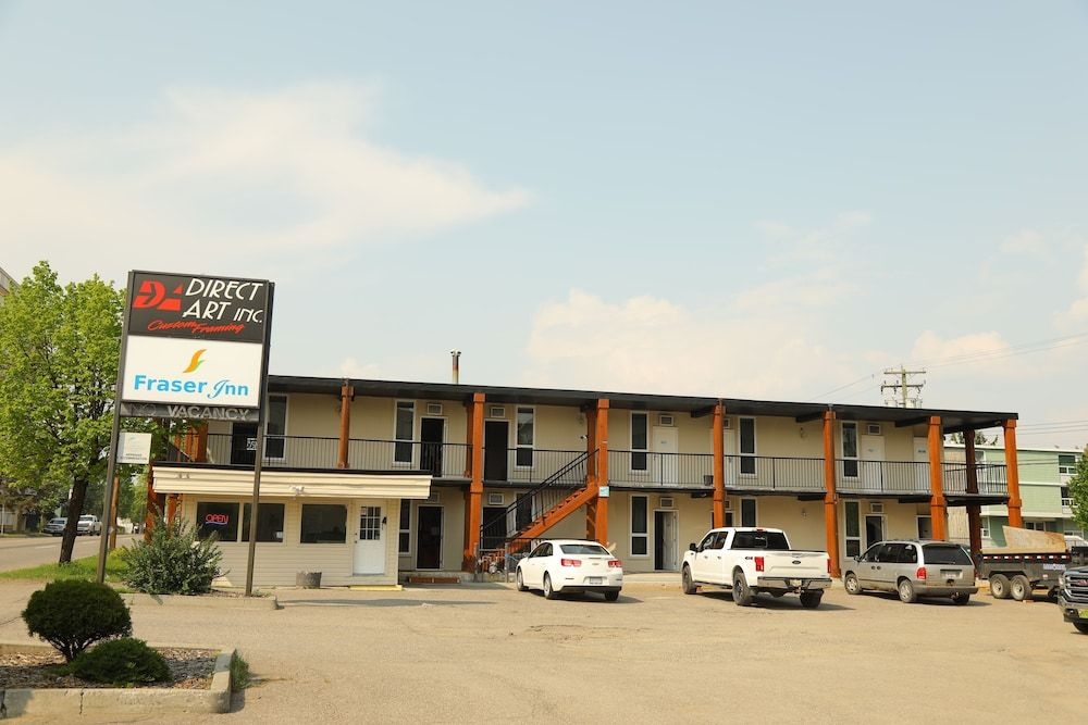 Queensway Court Motel2