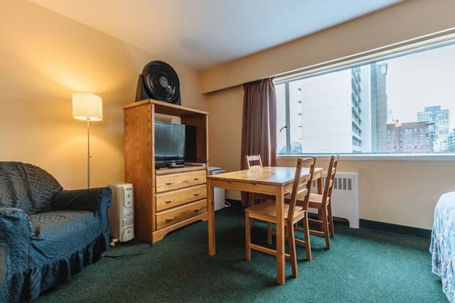 Studio, Multiple Beds