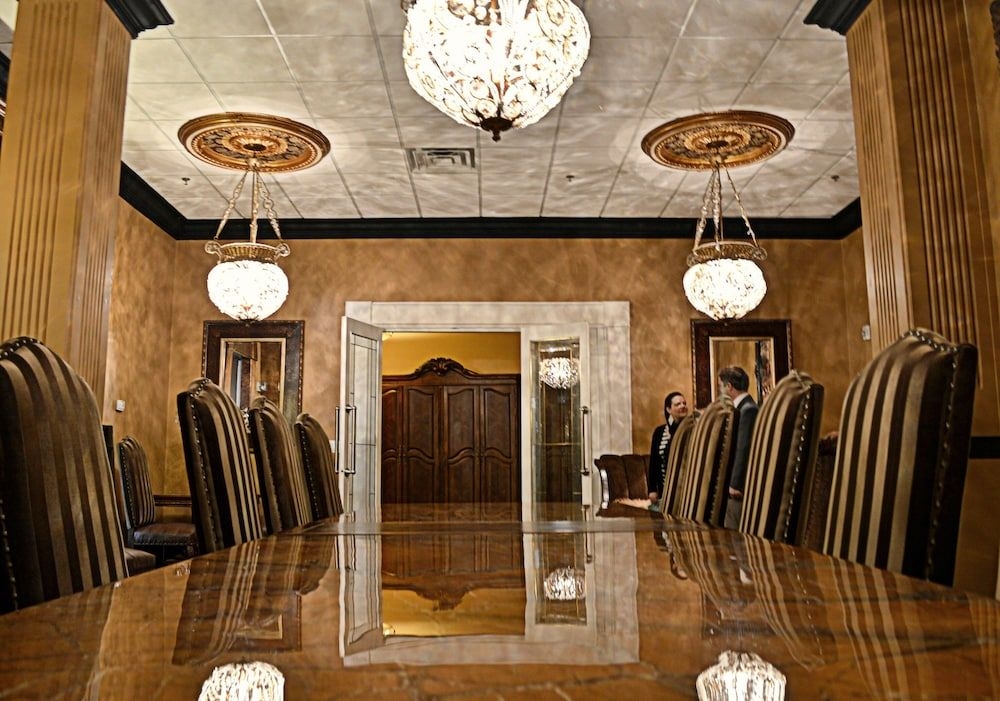 Grant Hall Hotel4