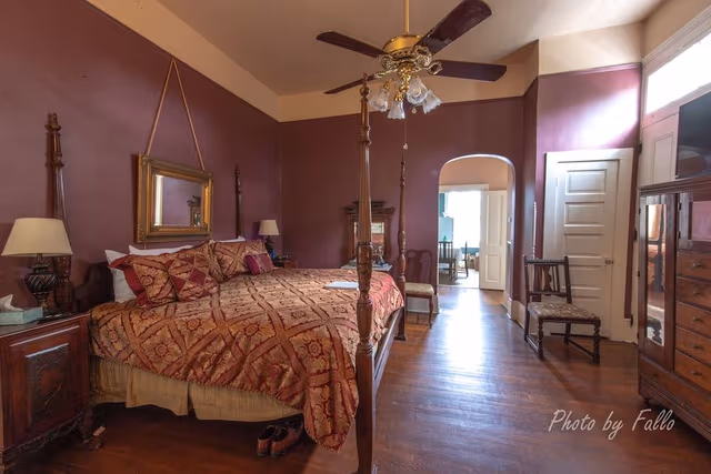 Deluxe 2 Bedroom Suite with Balcony: The William Bell (2nd Floor)