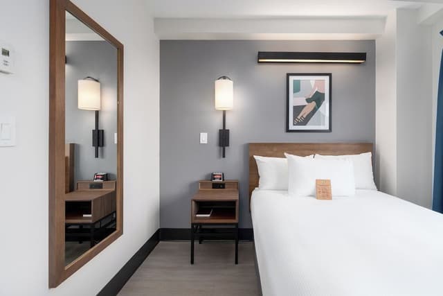 Room, 1 Double Bed, Private Bathroom