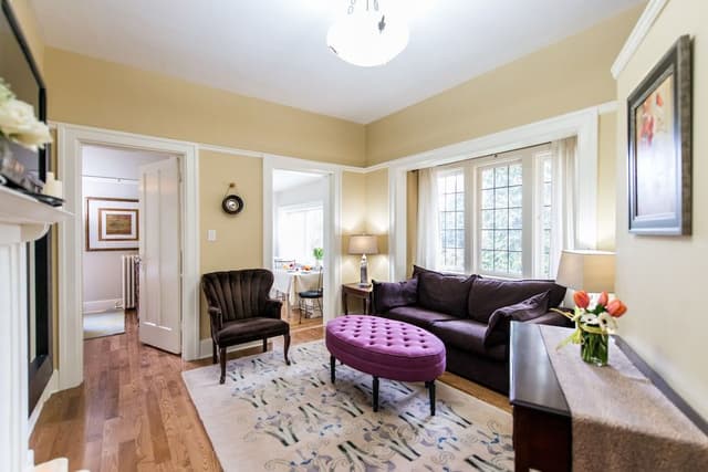 Deluxe Suite, 1 Queen Bed with Sofa bed, Kitchen (Master Suite)