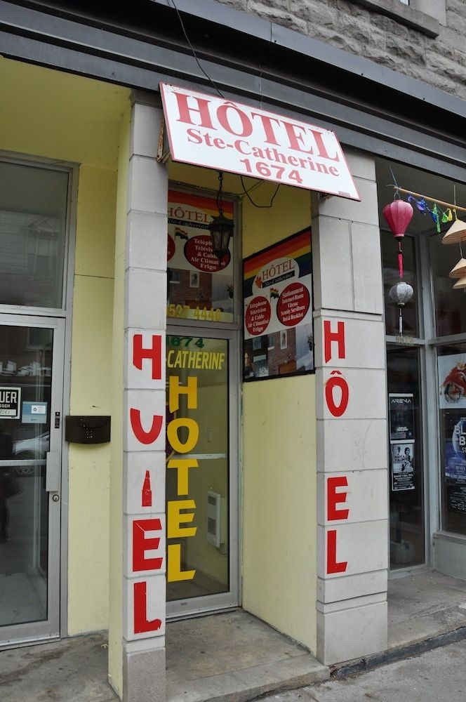 Hotel Ste-Catherine2
