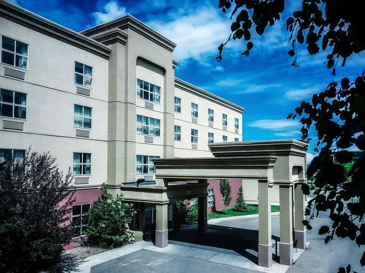 Hampton Inn & Suites by Hilton Edmonton International Airport Hampton Inn & Suites by Hilton Edmonton International Airport