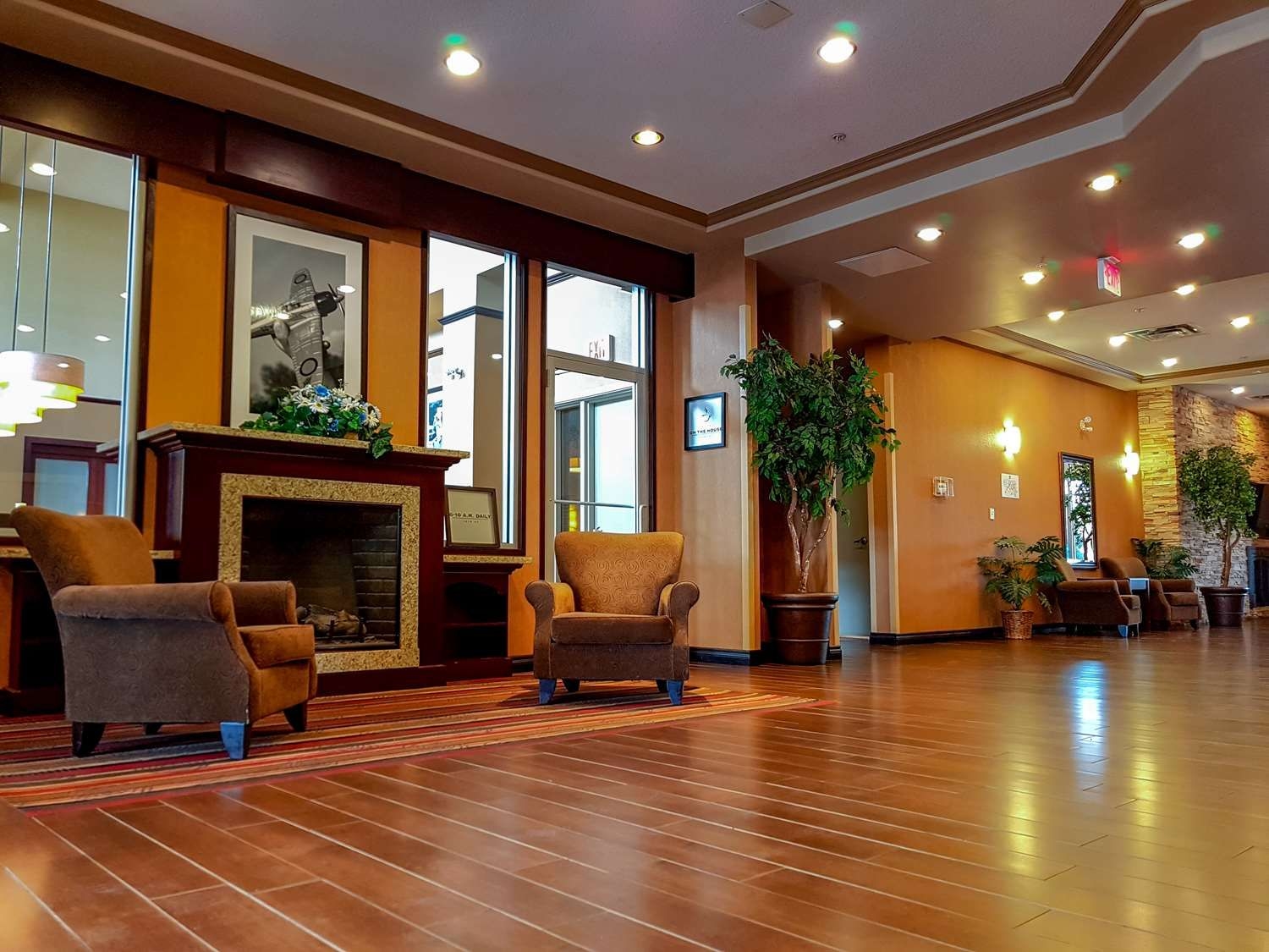 Hampton Inn & Suites by Hilton Edmonton International Airport4