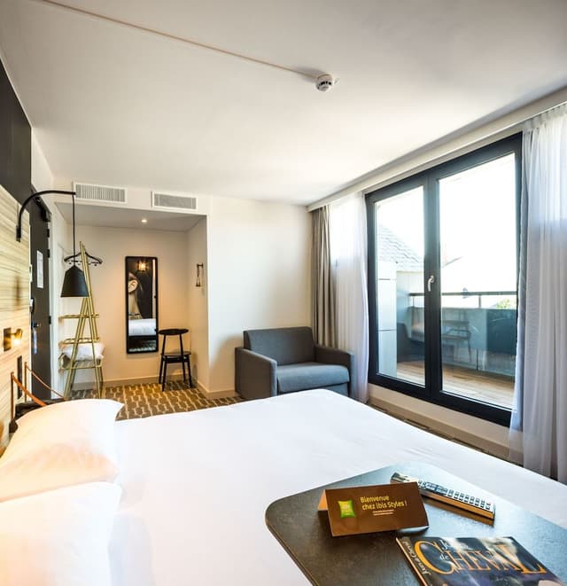Standard Room, 1 Double Bed with Sofa bed