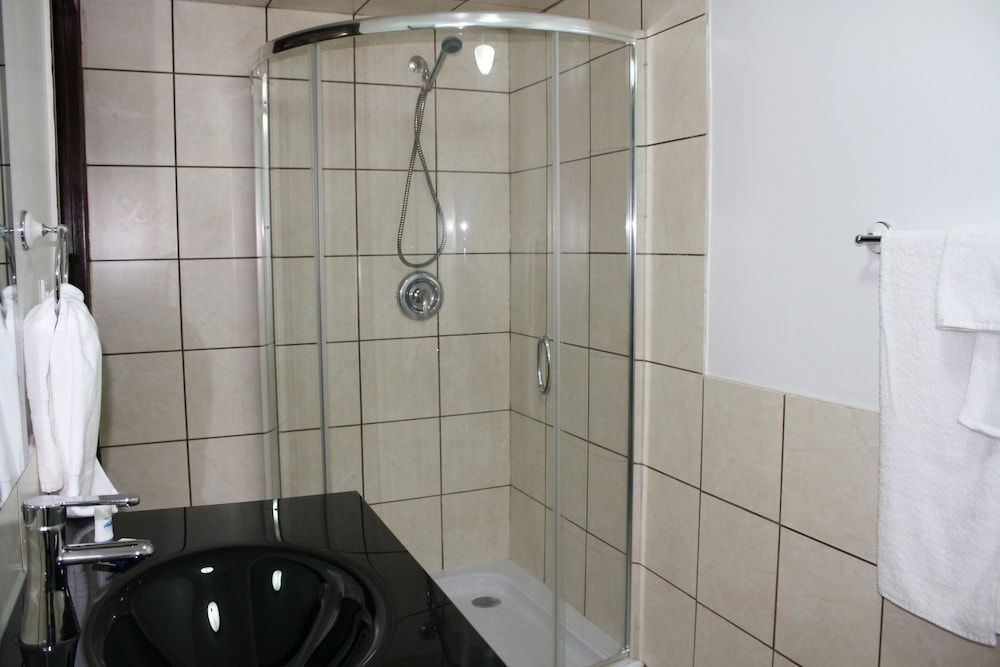 Bexon Rooms - Hotel Downtown Windsor1