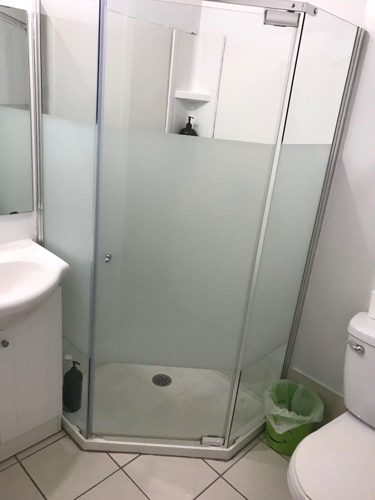 University Apartment3