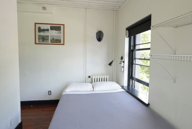 Small Double Room with Shared Bathroom