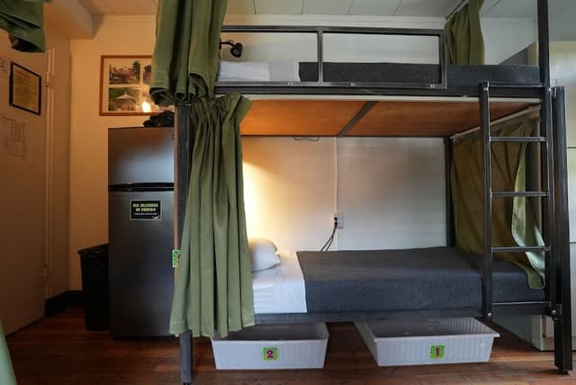 Bed in Female Deluxe Dormitory (Shared Bathroom)