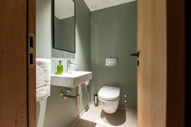 Residence 4 Star - Premium Double Room south or west - High Floor