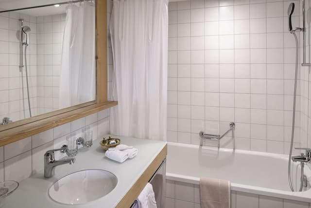 Superior Double Room with Balcony and Mountain View