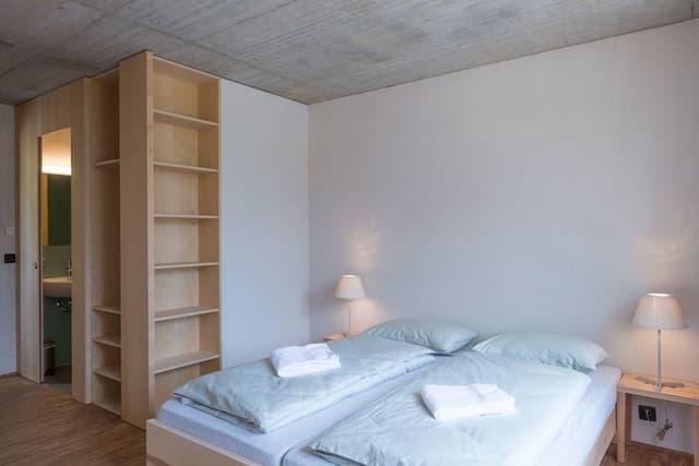 Single Room, Private Bathroom