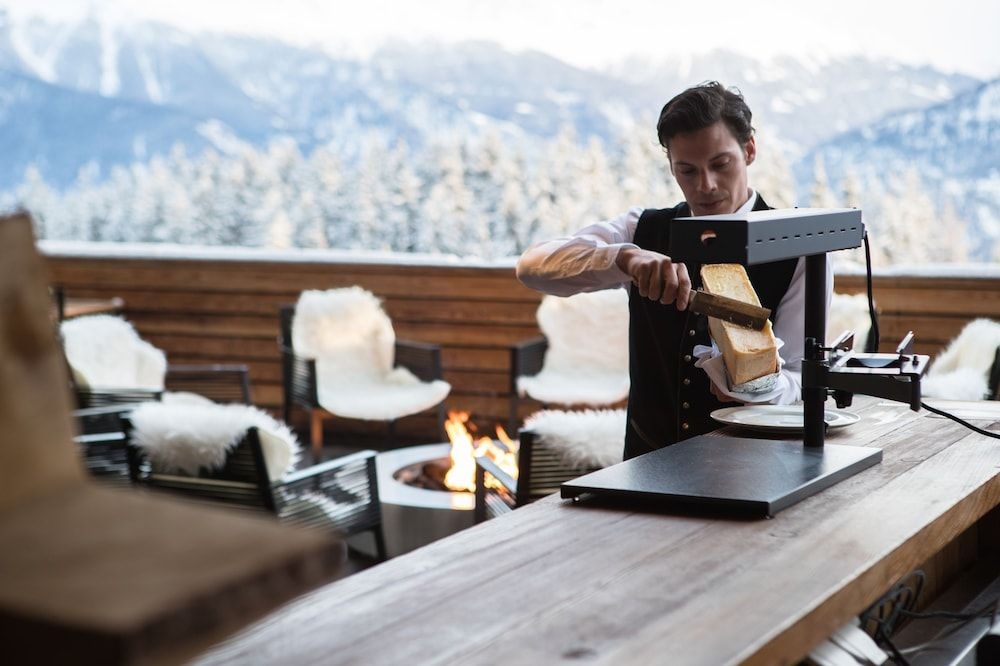 CRANS AMBASSADOR LUXURY SPORT1