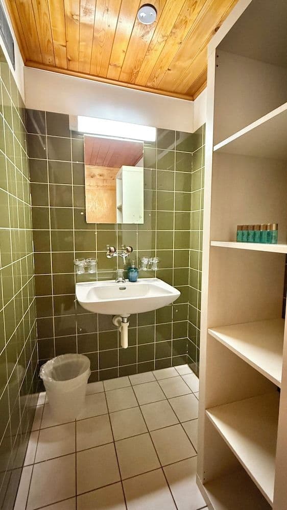 Family Room, Pets Allowed, Mountain View
