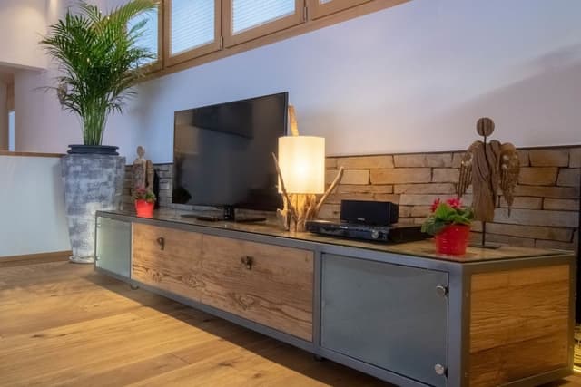 Premium Chalet, 4 Bedrooms, Sauna, Mountain View