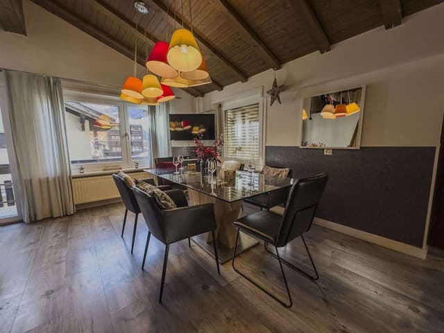 Design Apartment, 3 Bedrooms, Mountain View