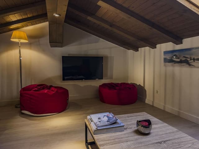 Design Apartment, 3 Bedrooms, Mountain View