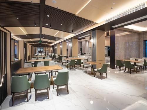 คันทรี อินน์ แอนด์ สวีทส์ บาย เรดิสัน, เซี่ยงไฮ้ ผู่ตง แอร์พอร์ต (Country Inn&Suites By Radisson, Shanghai Pudong Airport)1
