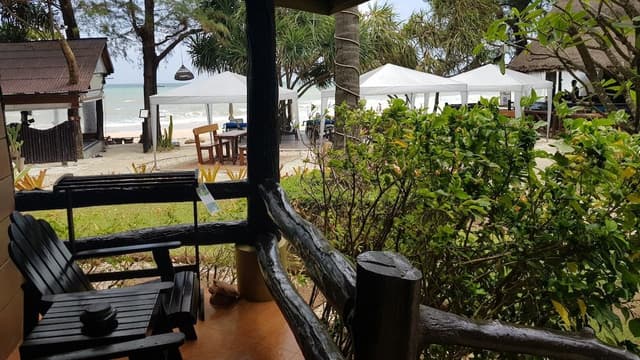 Beachcomber Bungalow