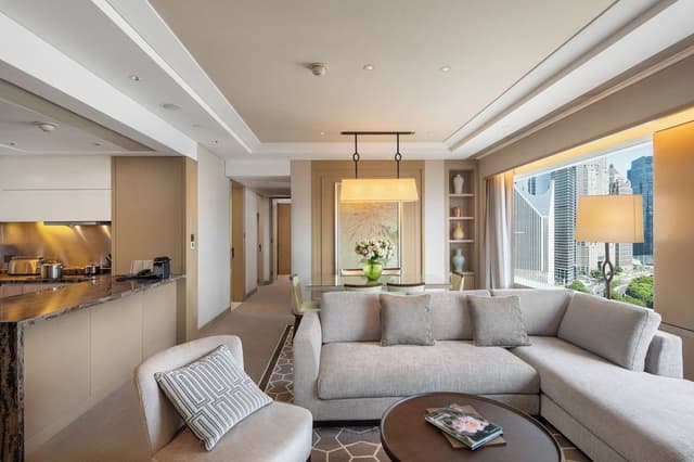 Suite, 3 Bedrooms