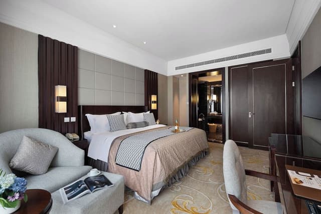 Business Suite