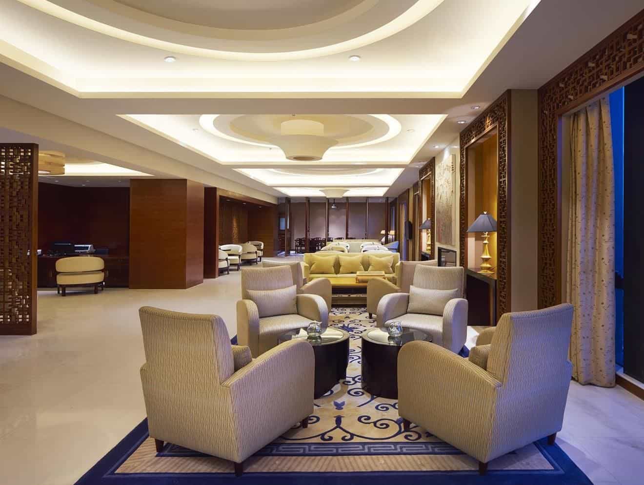 โรงแรมเชอราตัน โฮฮอท โรงแรมเชอราตัน โฮฮอท
