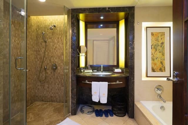 Deluxe Room, 1 King Bed