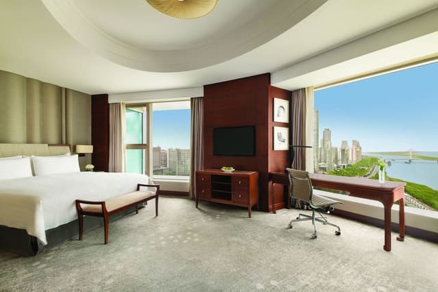 Horizon Premier River View King