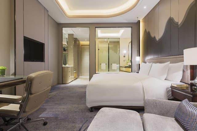 Deluxe Room, 1 King Bed