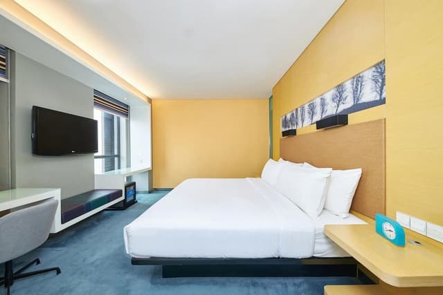 Room, 1 King Bed, City View (aloft)