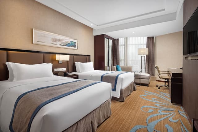 2 Bed Twin Superior Room