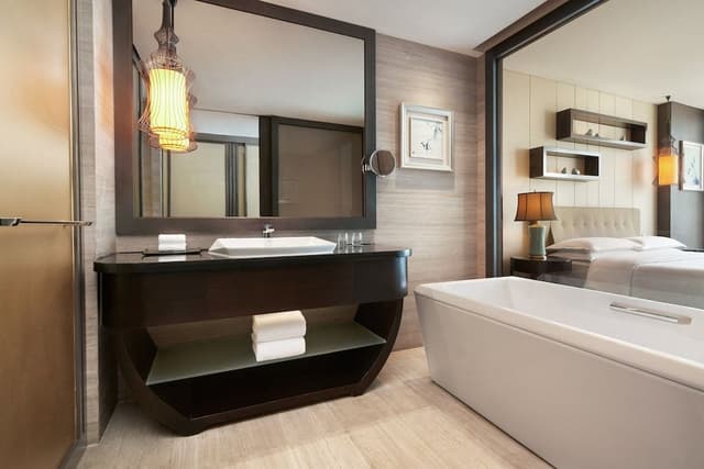 Executive Room, 1 King Bed
