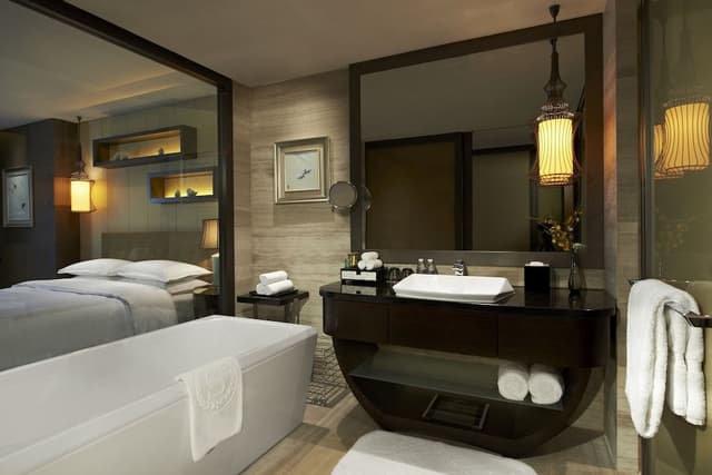 Executive Room, 1 King Bed