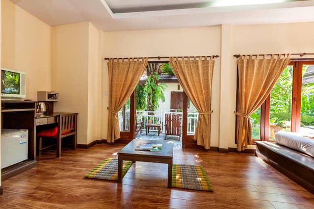 Deluxe Bungalow