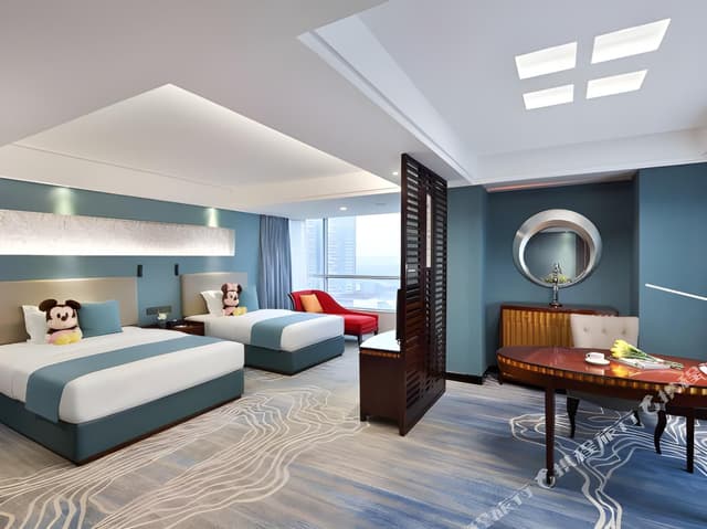 Riverview Suite