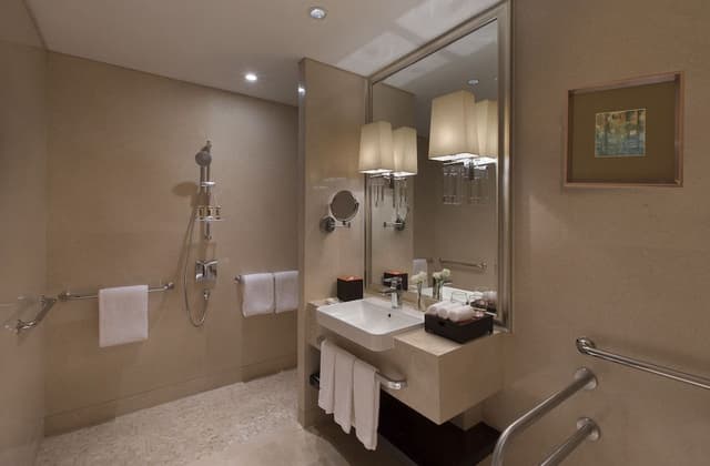Deluxe Room, 1 King Bed
