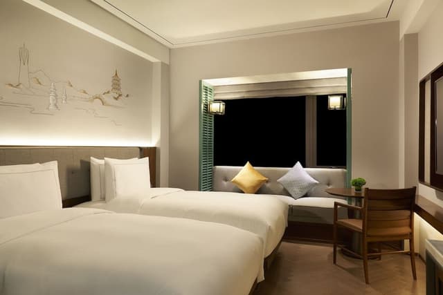 Superior Twin room